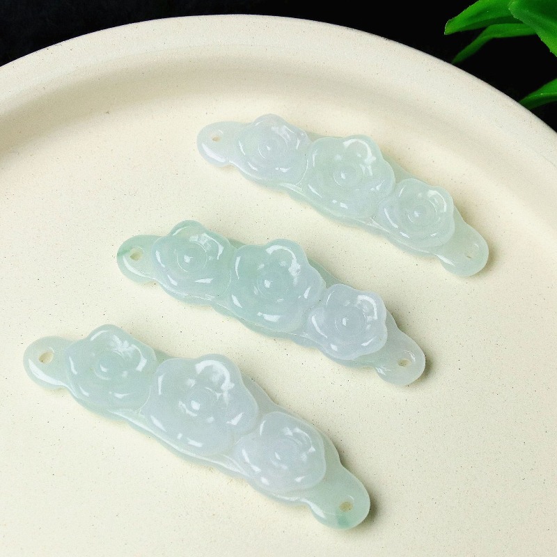 The Jewelry & Watches - 1pc Natural Jadeite Emerald Flower Hand
