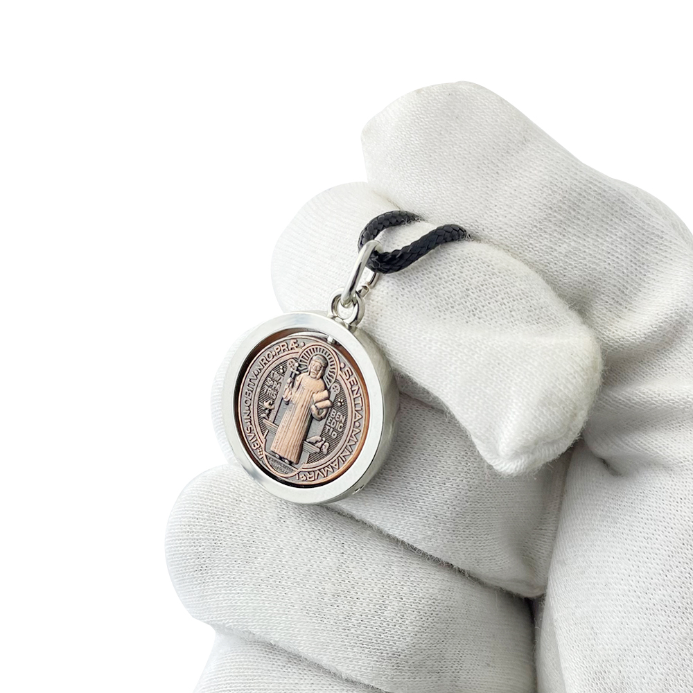 New St Benedict Medal Necklace - огляд і ціна The Jewelry & Watches