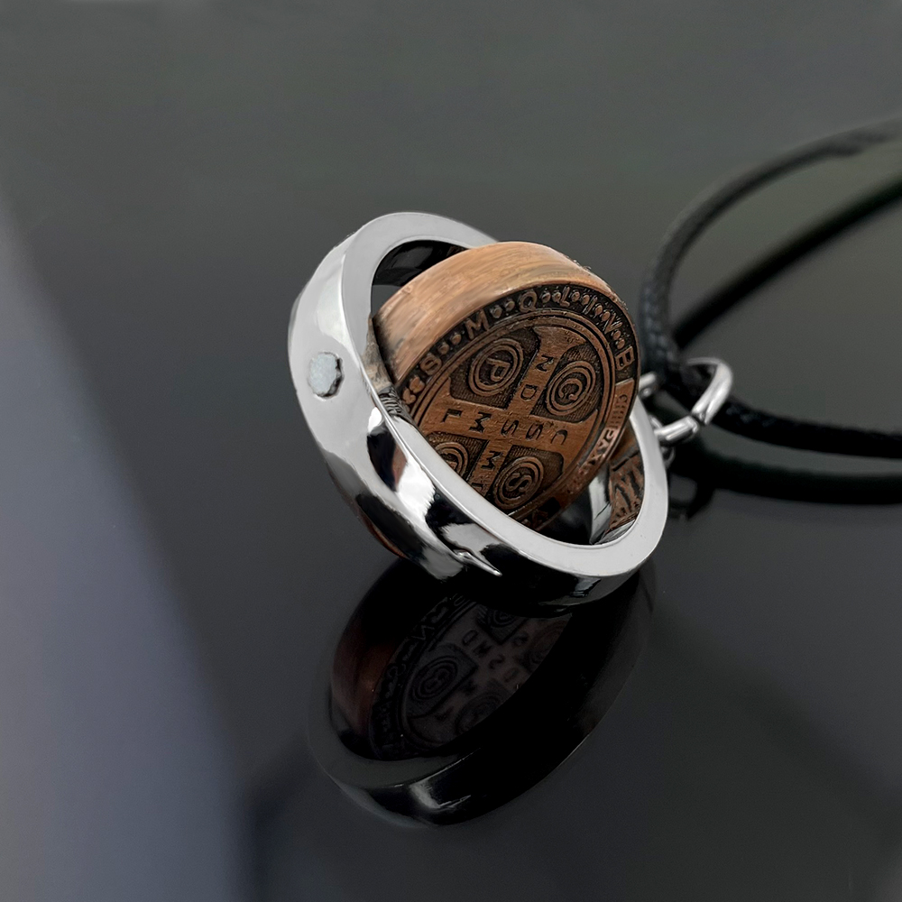 New St Benedict Medal Necklace - огляд і ціна The Jewelry & Watches
